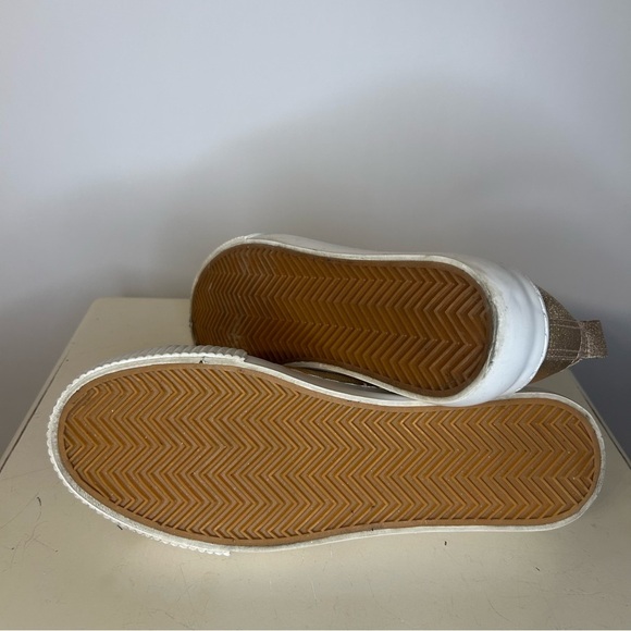 DNA New York Women’s Metallic Rose Gold Sneakers, Size 39 (8.5) - Picture 6 of 7